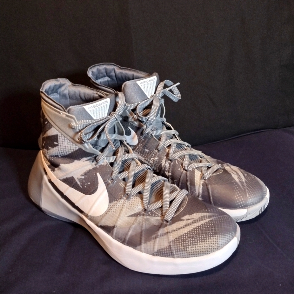 Nike hyperdunks